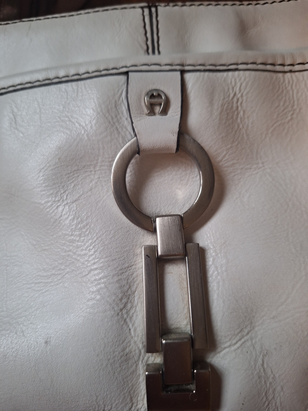 Etienne Aigner Cream Shoulder Bag with Ring Accent - Picture 3 of 10